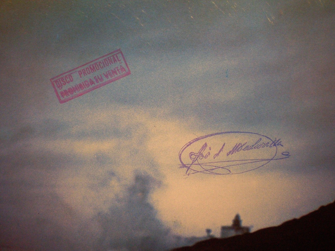 CAI - Mas Allá De Nuestras Mentes Diminutas