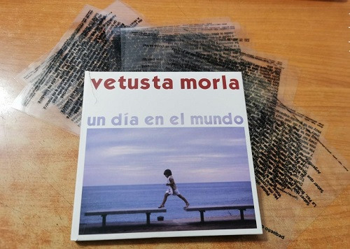 Vetusta Morla – Un Dia En El Mundo - DIGIPACK 2008 12 INSERT TRASPARENTES 12 TEMAS MUY RARO
