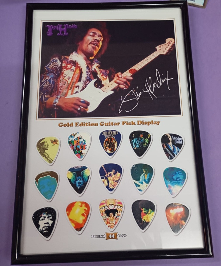 Jimi Hendrix - Cuadro con foto y 15 púas - Edición limitada Jimi Hendrix - Cuadro con foto y 15 púas - Edición limitada